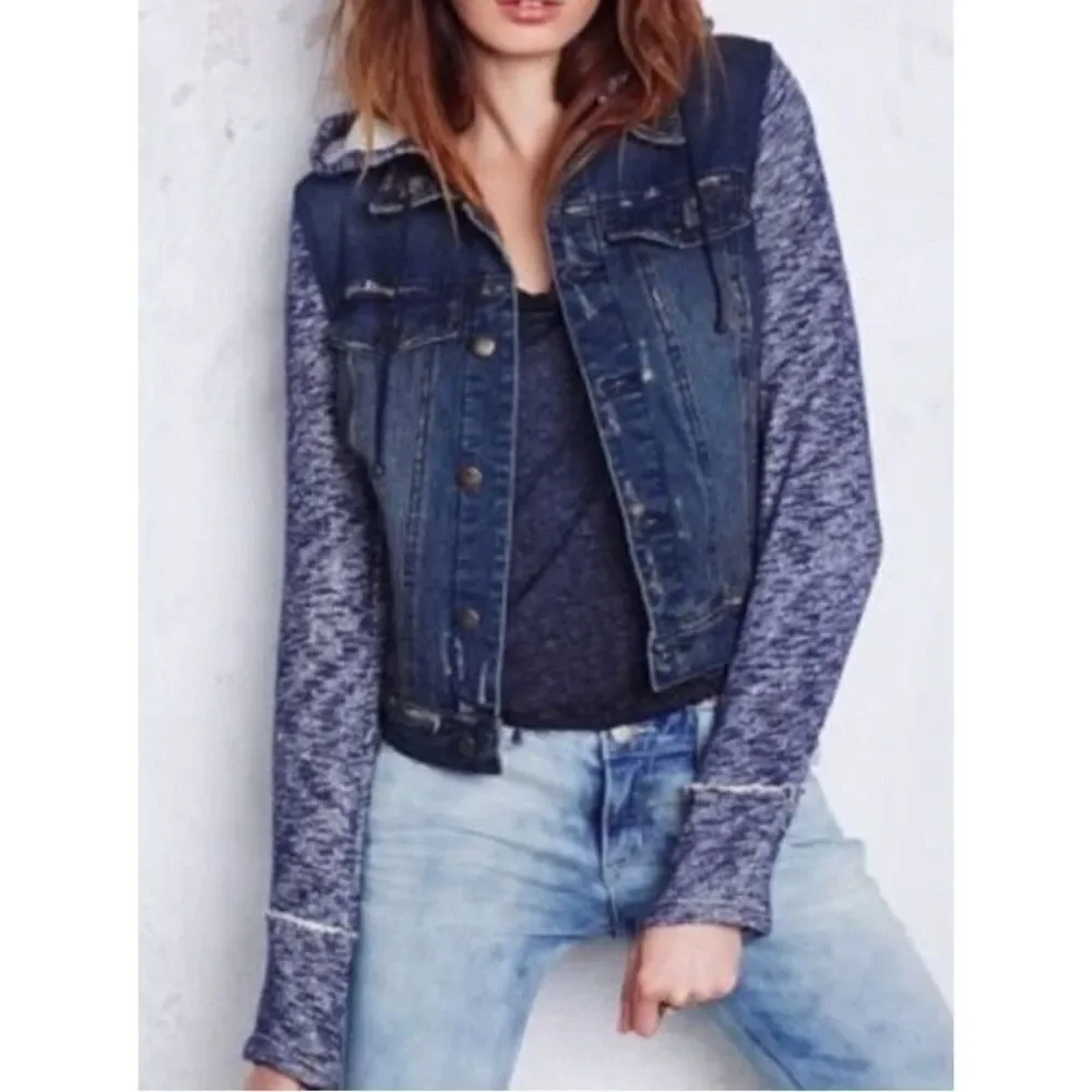 79 Free People Distressed Knit Denim Jean Jacket blue Indie Wash sz M BOHO - Picture 1 of 9